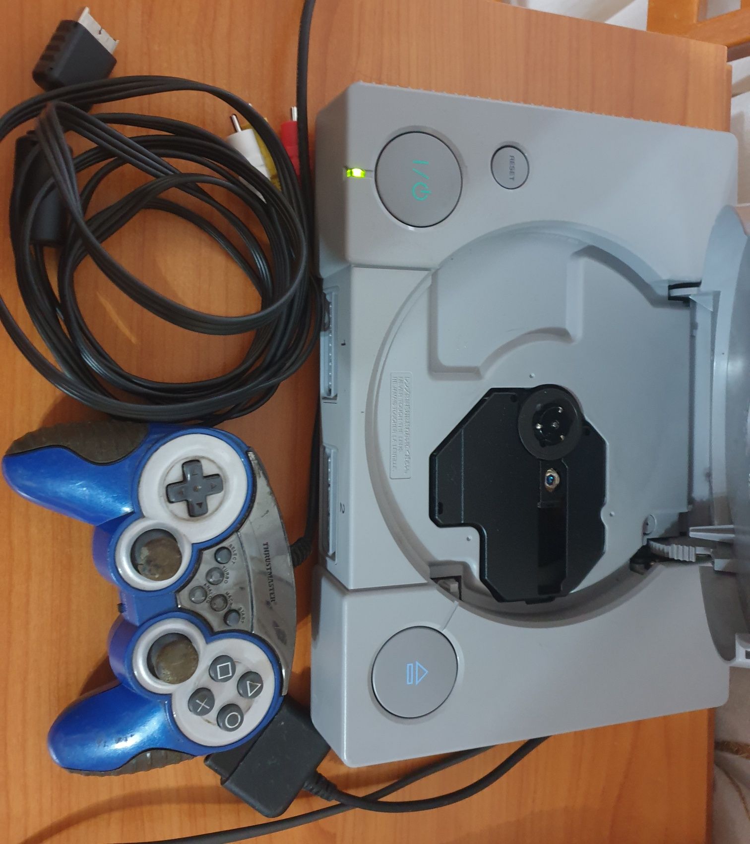 Playstation 1 one. Ps 1 Functional.