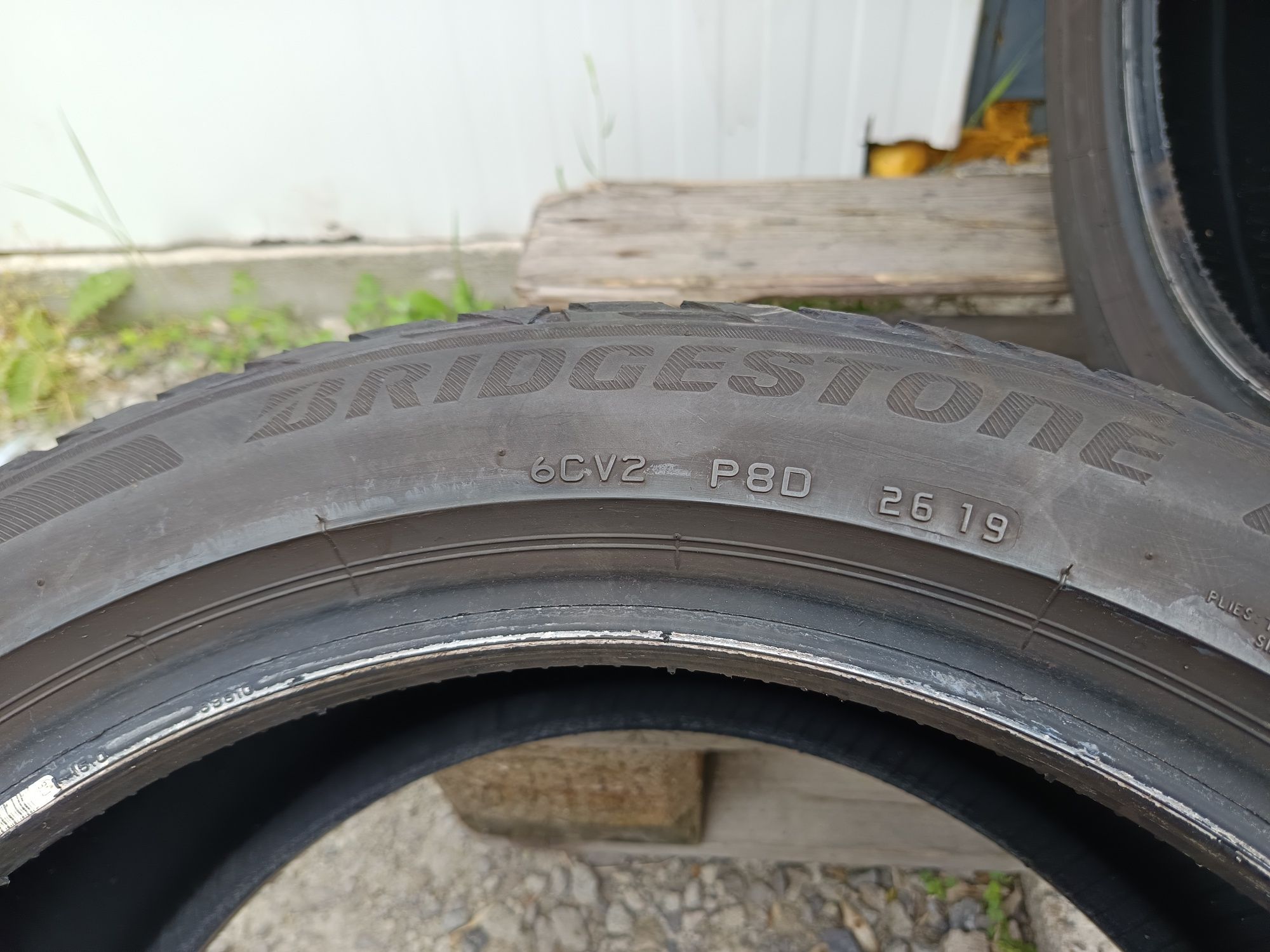 215 50 R 18 BRIDGESTONE Дот 2619