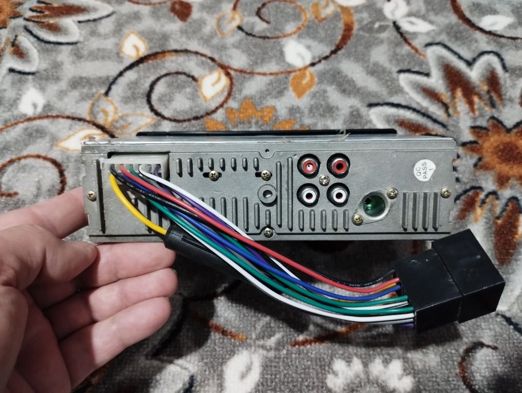 Radio-Casetofon auto !