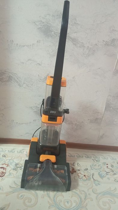 Срочно продам моющий пылесос