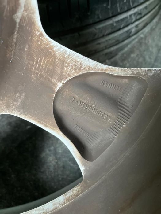 Jante originale aluminiu Renault Nissan 5x114.3 R17