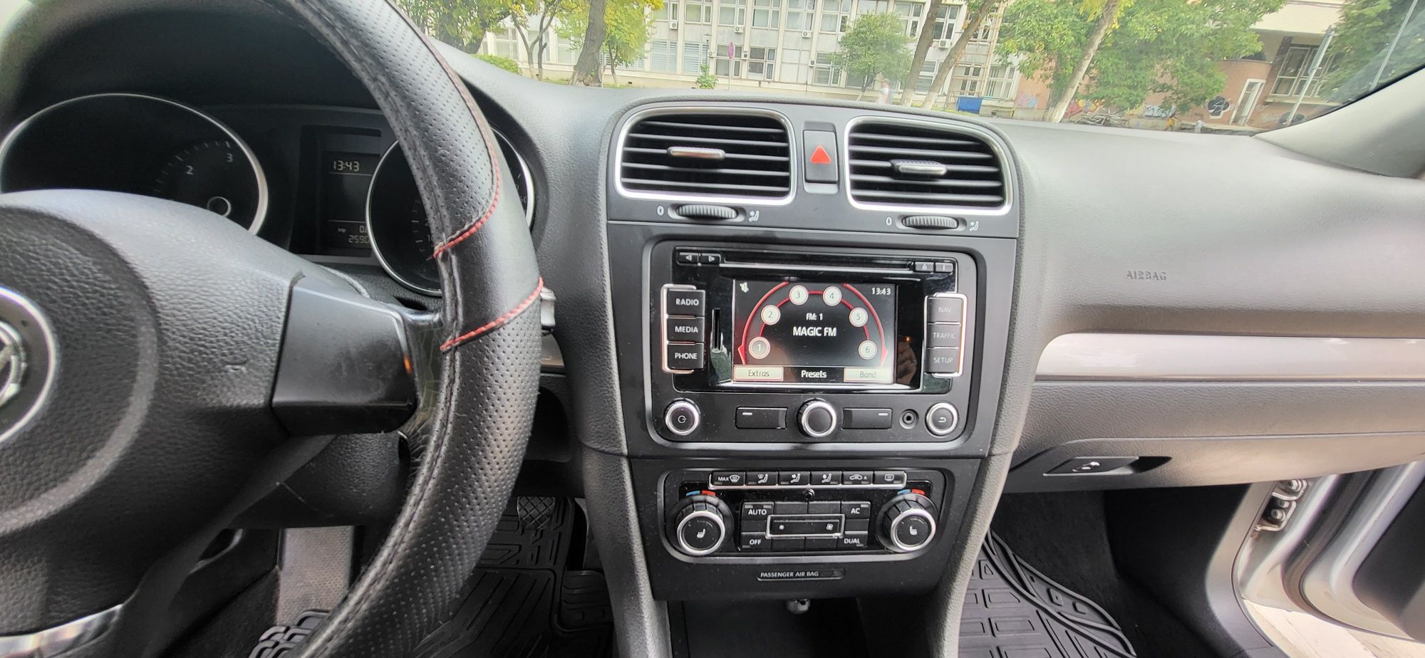 Vând Golf 6 2010