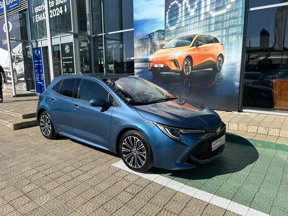 Toyota Corolla Toyota Corolla hatchback Hibrid 1.8 Garanție 12 luni Finanțare