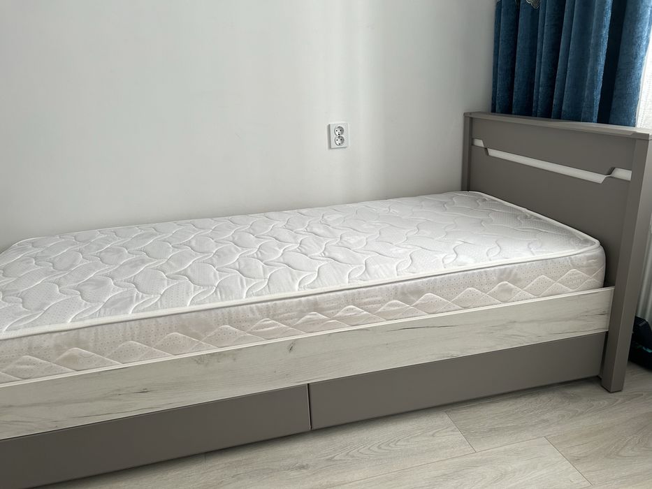 Продам кровати в количестве 2 шт.