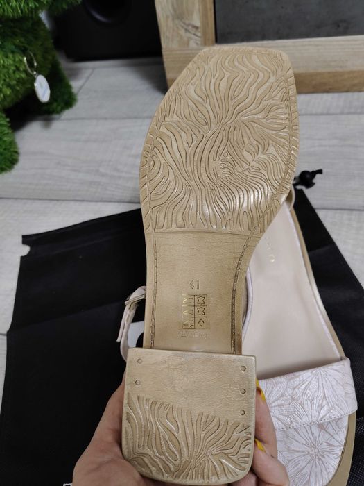 Дамски обувки сандал 41 номер, естествена кожа, нови