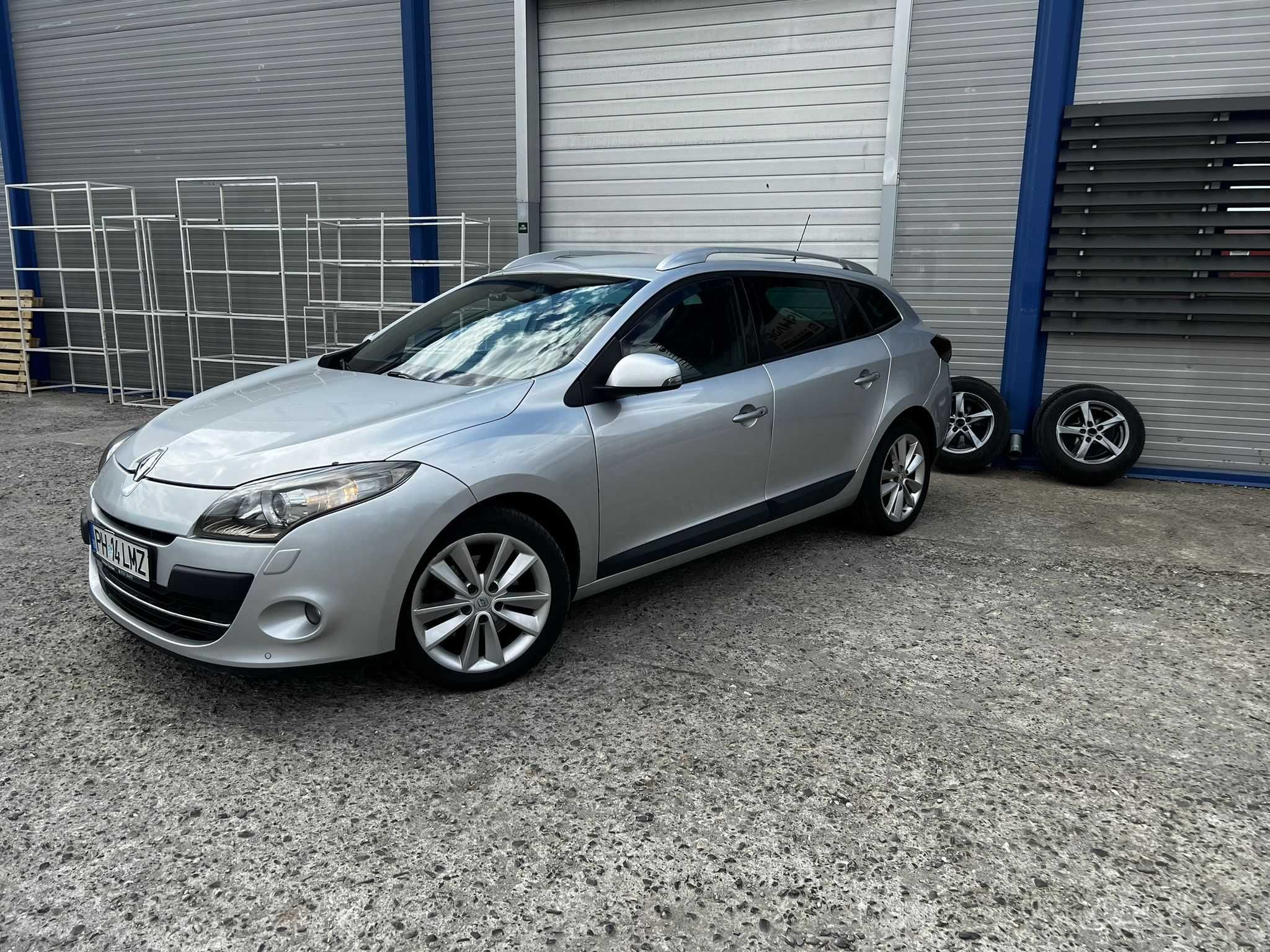 RENAULT Megane 3, Break, Motor 2.0 Diesel, 160 CP