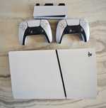 PlayStation 5 (PS5 Slim) Standard Edition+ 13 игри (1 година гаранция)