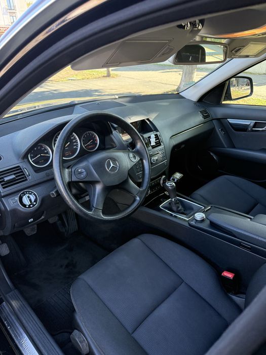 Vand Mercedes C 200,1,8 Benzina ,164 Cp,105.000 Km