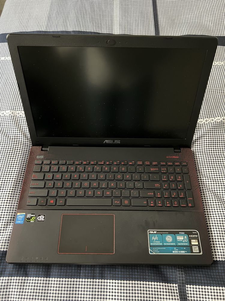 Vand/Dezmembrez Laptop Asus F550JX-DM247D Intel i7 4720HQ- Nvidia 950M