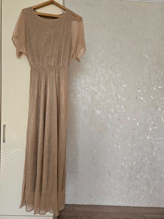 Продам вечернее платье