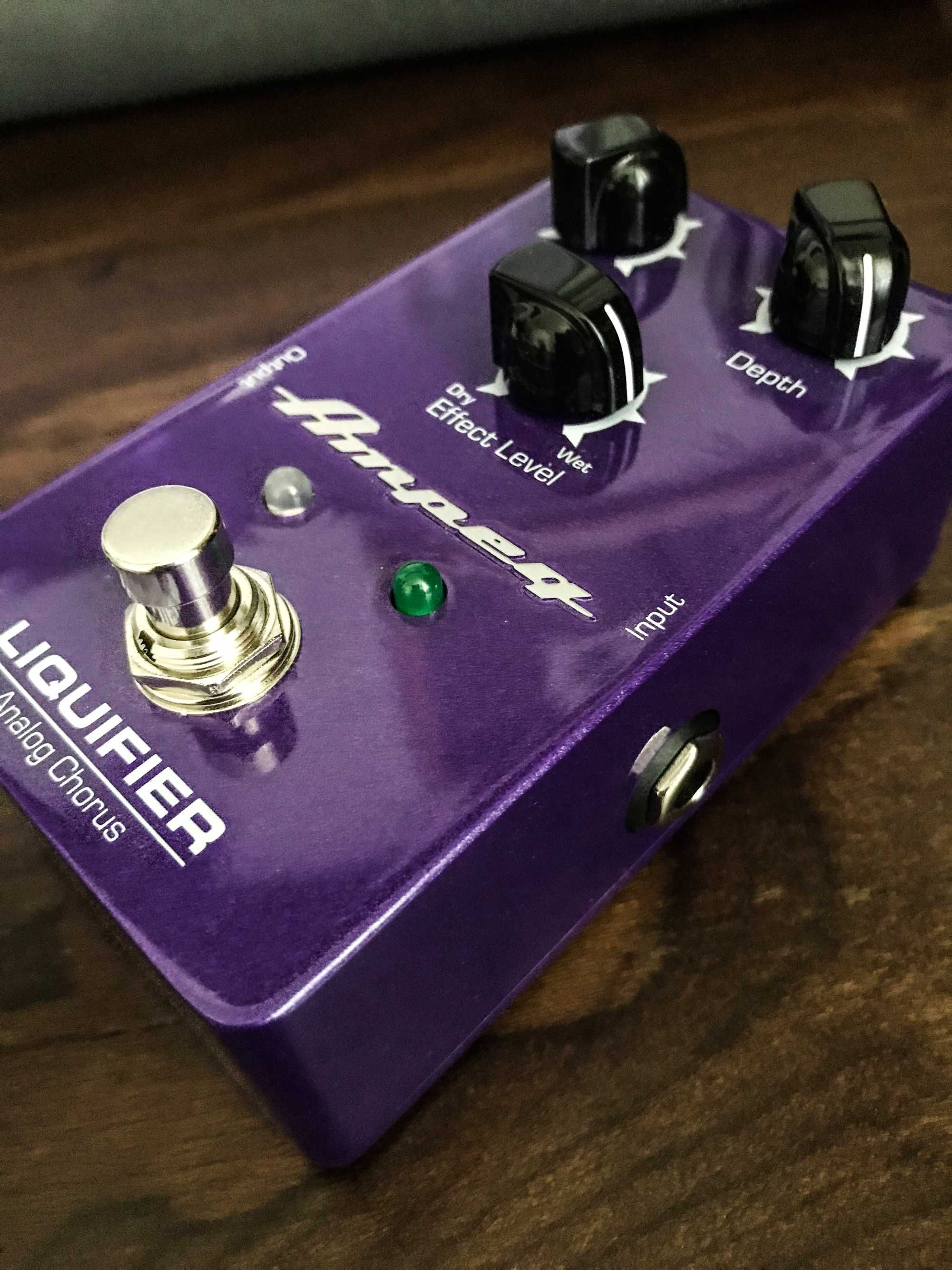 Ampeg Liquifier Analog Chorus за бас или китара