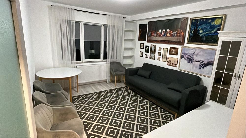Apartament 2 camere, zona Centru-Zamca