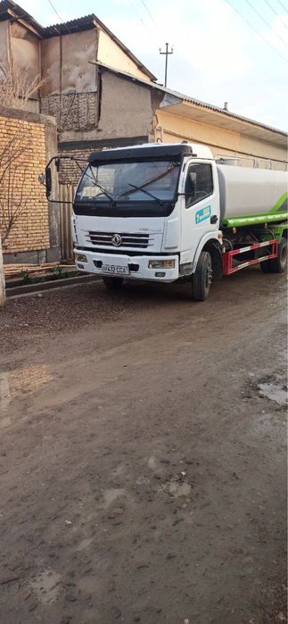 2021 йилда ишлаб чикарилган 10 тонналик водовоз сотилади.