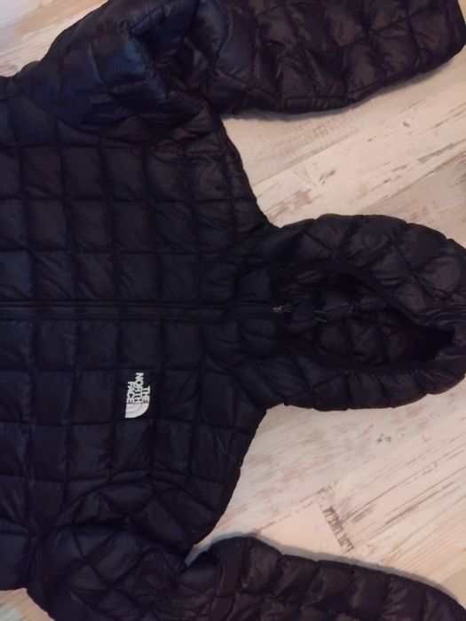 Тне north face. Яке