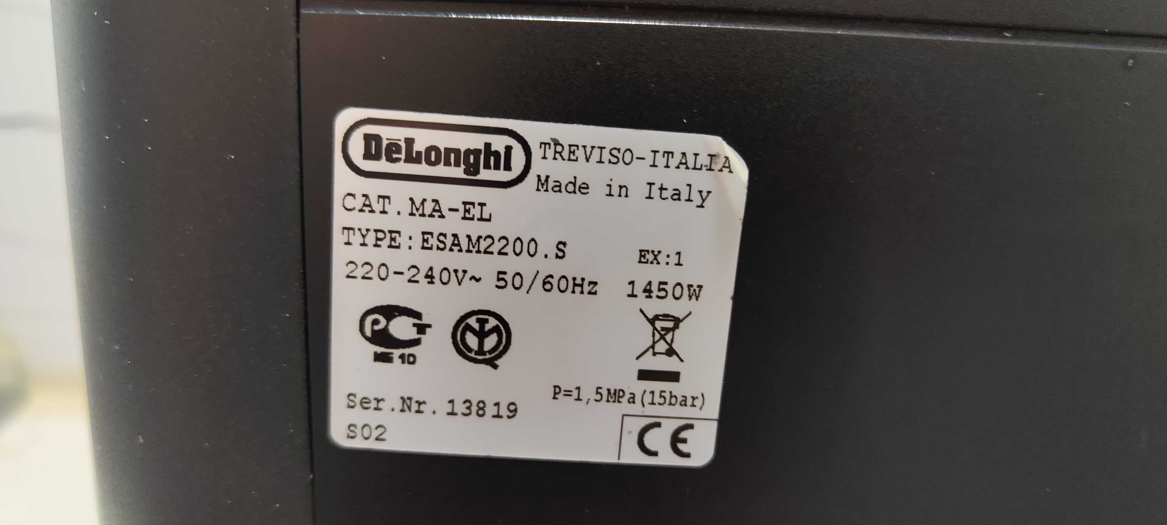 Espressor Automat DeLonghi Caffe Venezia ESAM2200.S cu Cafea Boabe