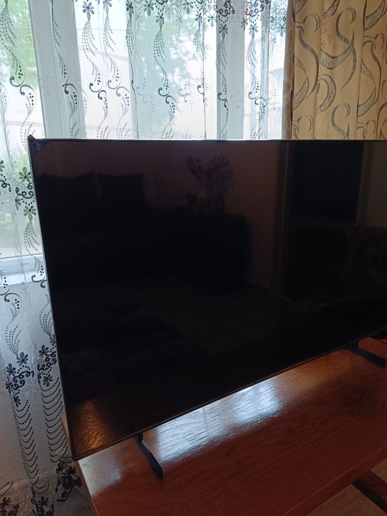 Se vinde tv Smart Samsung / 138 cm /