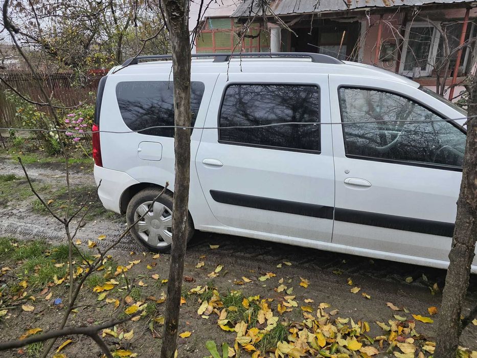 Vand Dacia Logan
