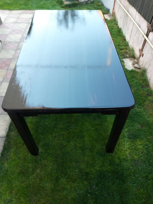 Vanzare masa living din lemn masiv tip Rovere 1250 ron