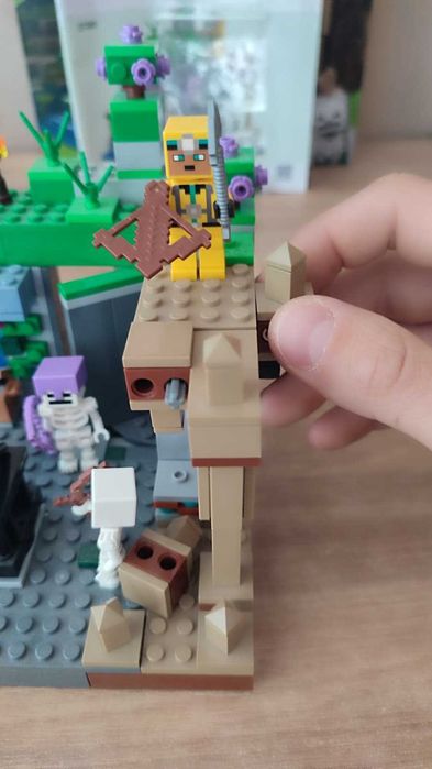 LEGO Minecraft Temnita scheletelor, 21189