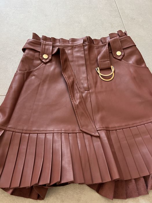 Кожена пола Zara
