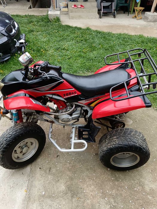 Vând ATV în stare bună