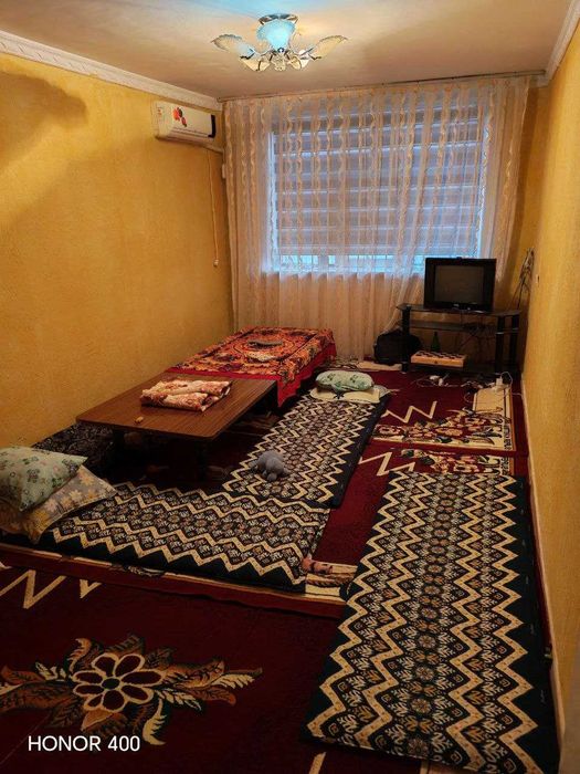 Карши шахридан 3-этаж, 3 хоналик