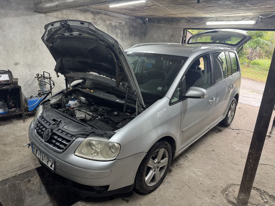 VW Touran 2.0 TDI 140 DSG НА ЧАСТИ