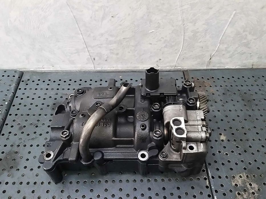 Pompa ulei 2.0 tdi audi a4 b8 8k 03l103537 03g103526 03l115169a