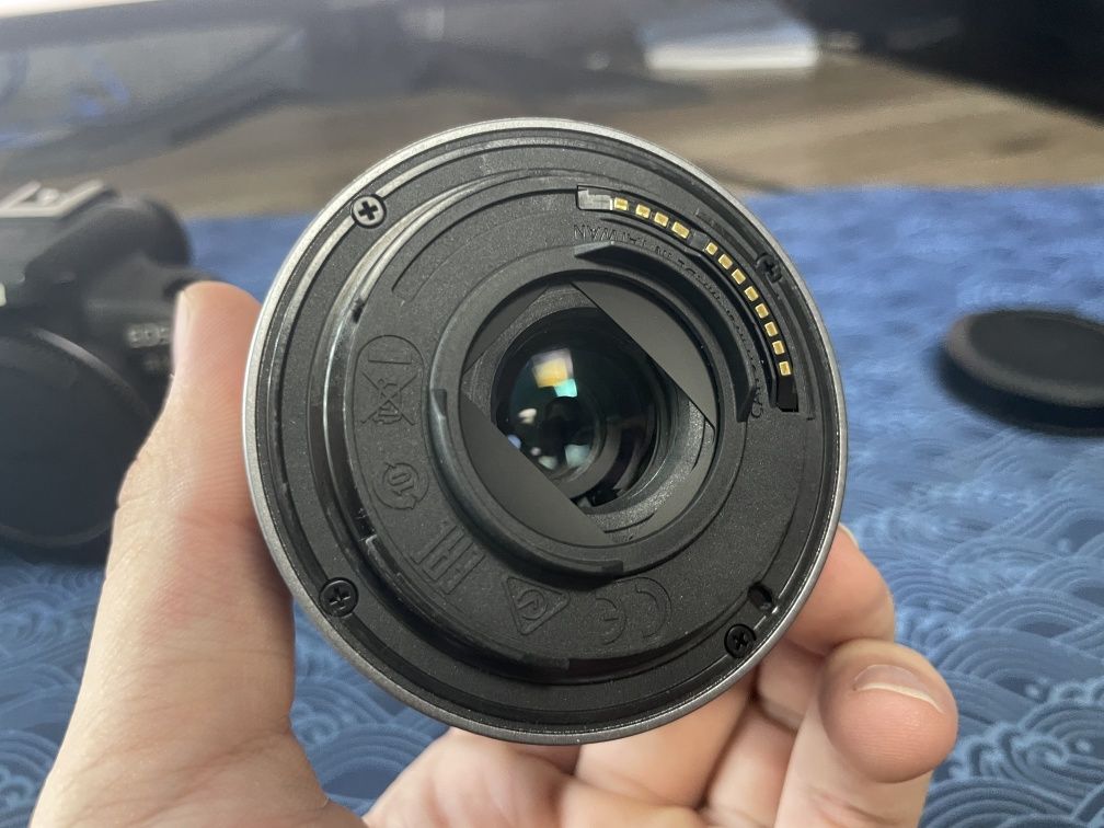 Canon EOS R10 RF-S 18-150 IS STM KIT