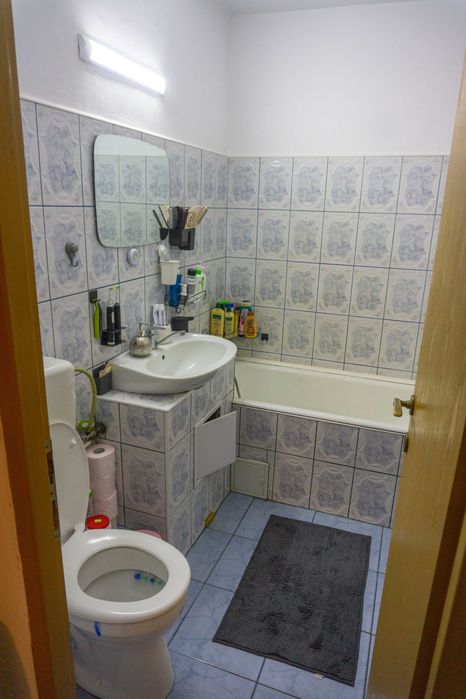 Apartament de vanzare 2 camere Reghin