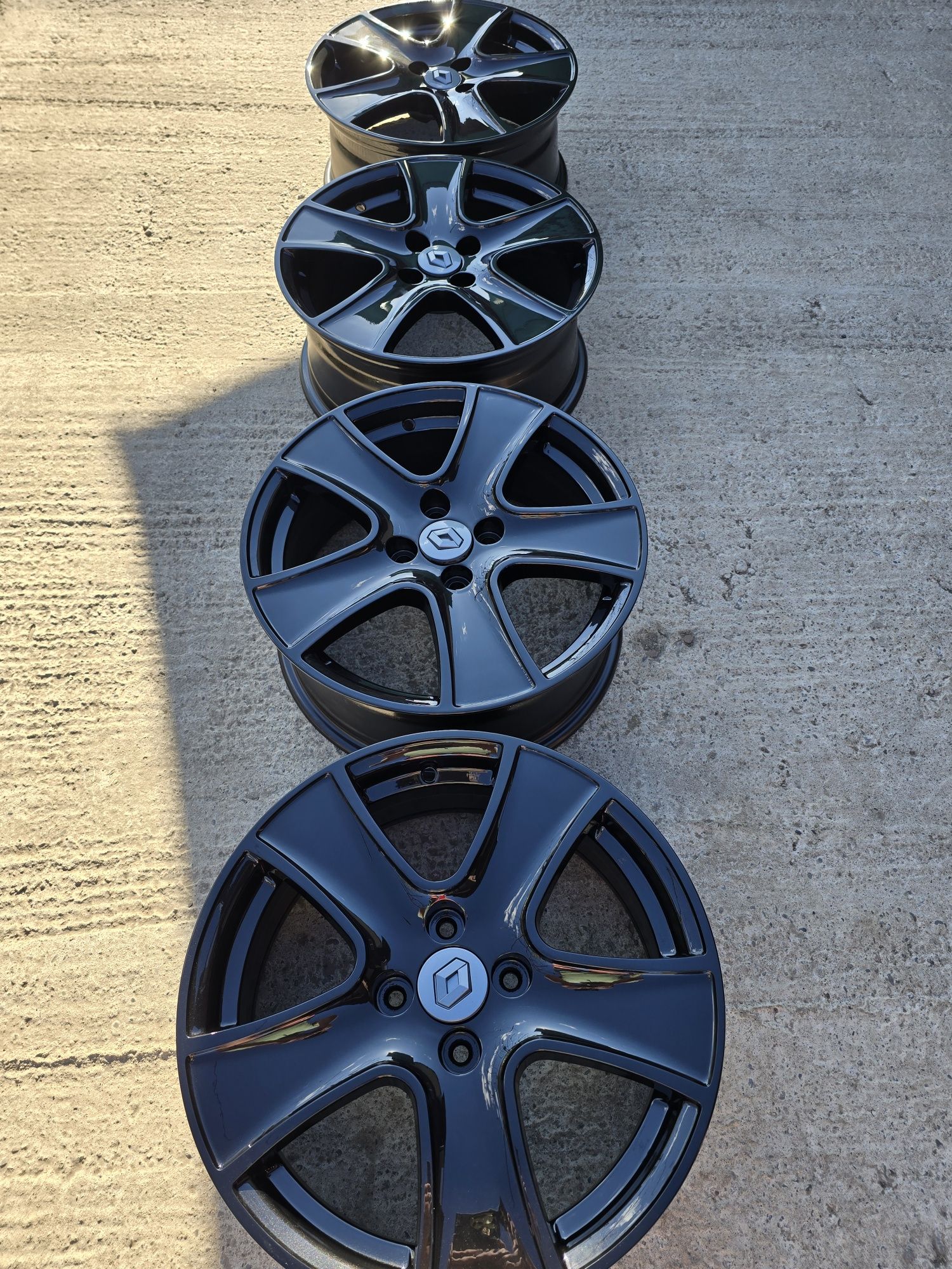 Jante aliaj 16" renault clio 4