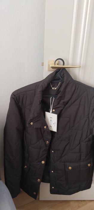 Продам куртку новый