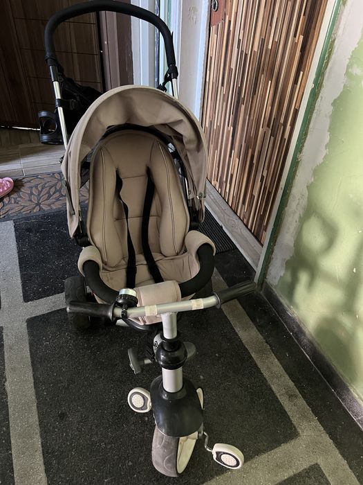 Детска количка триколка