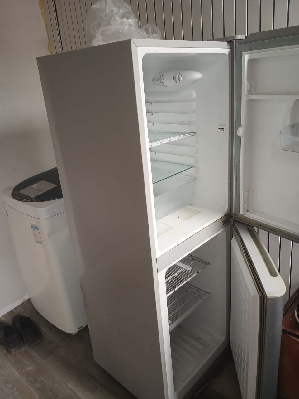 Продам холодильник стиральная машина