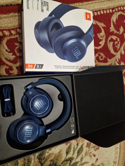 Наушники JBL live660nc