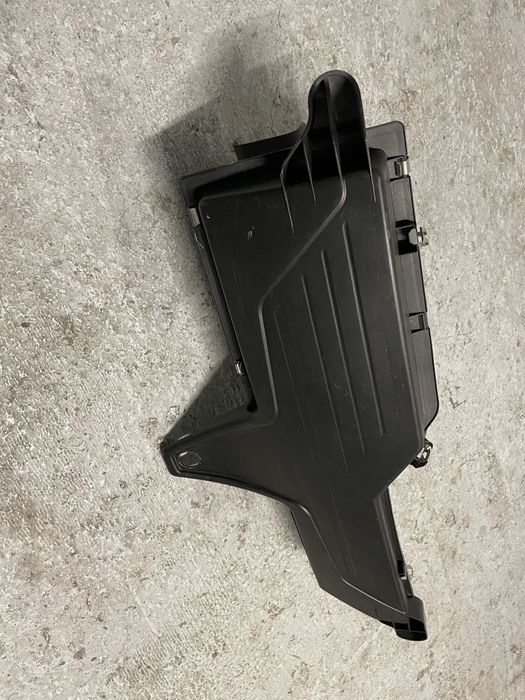Carcasa Filtru Aer Bmw F20 F21 F30 F31 F32 F33 F34 F25 Etc. 2.0 D