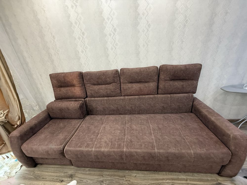 Продаю диван, в хорошем состоянии
