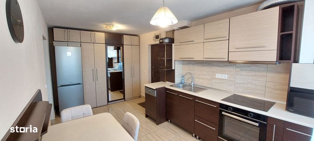 Inchiriem apartament - C. Modovei ! 3 Camere! 2 Balcon! Lift NOU! Parc