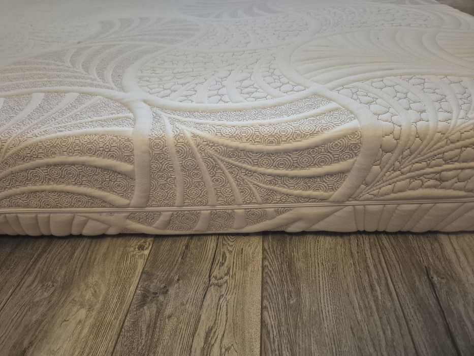 Saltea Mobexpert Daisy Soft 140