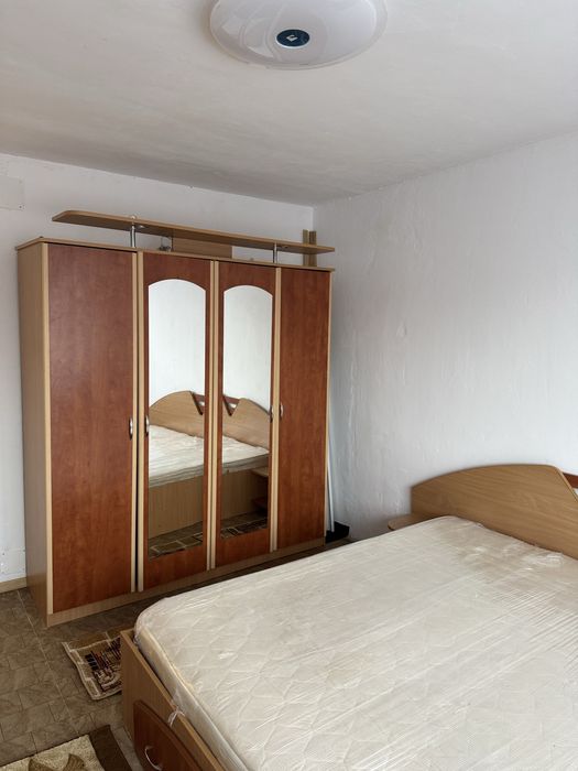 Inchiriez Garsoniera