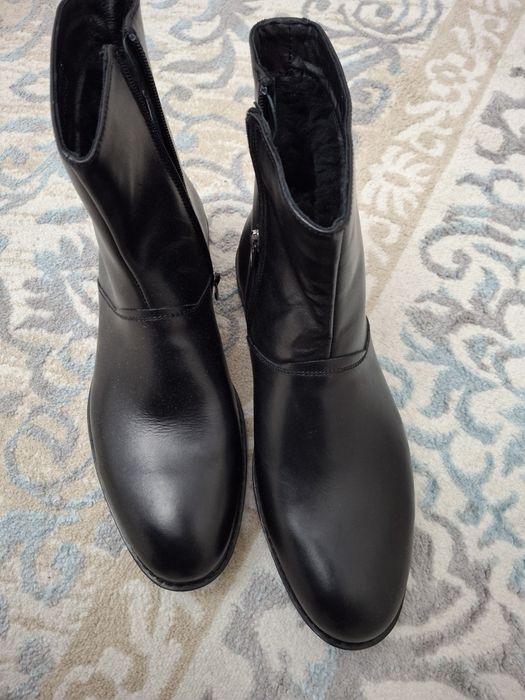 Зимние ботинки,сапожки