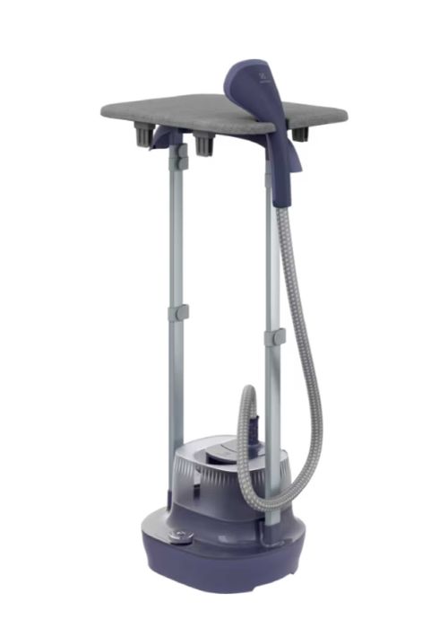 Aparat de calcat vertical cu abur Electrolux
