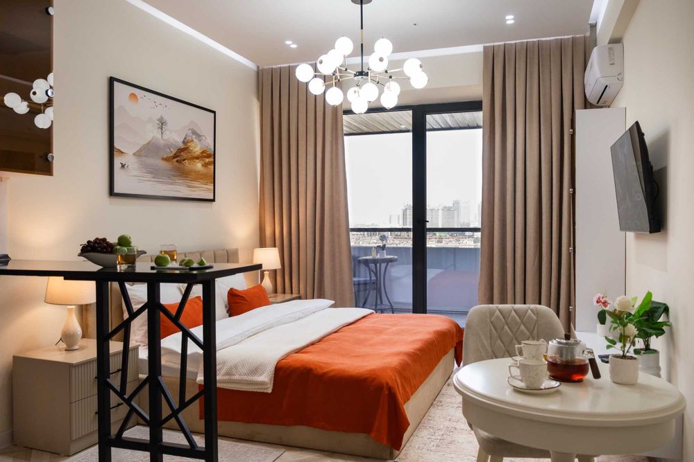 Современная студия в NRG U-Tower с видом на город