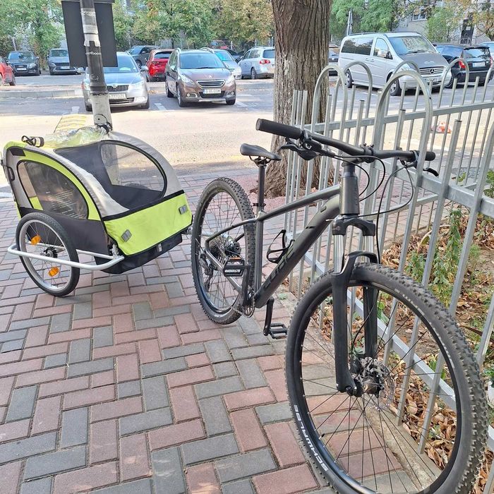 Remorca bicicleta pentru 2 copii