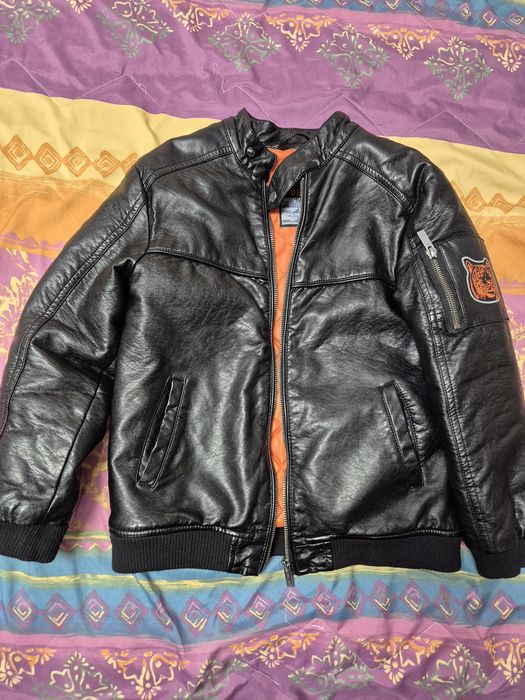 Стильная куртка на мальчика