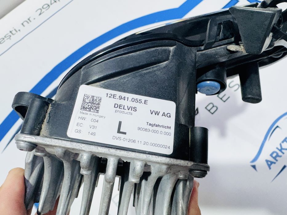 Proiector DRL stanga VW E UP dupa 2020 cod 12E941055E
