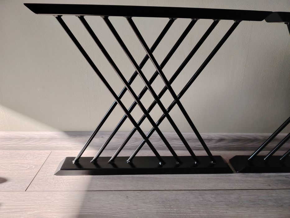 Метални крака за холна маса