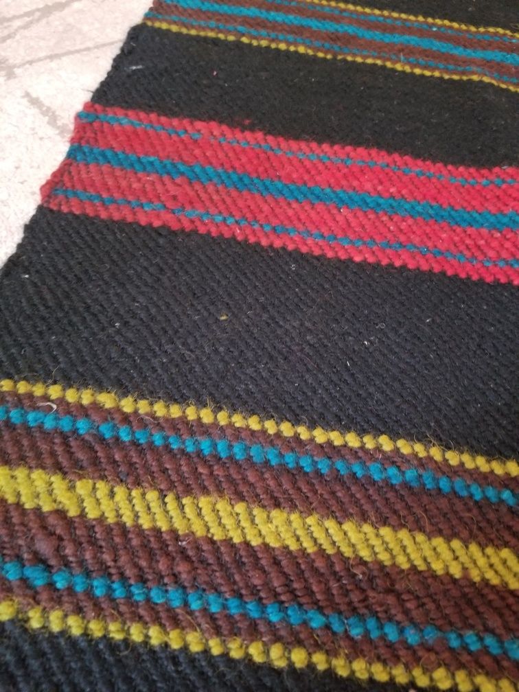 Традициона пътека 2 бр тъкана на стан 175 / 75см и килим 370 / 195 см.