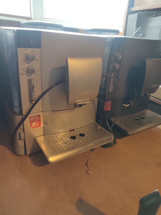 Aparat cafea cu râșniță