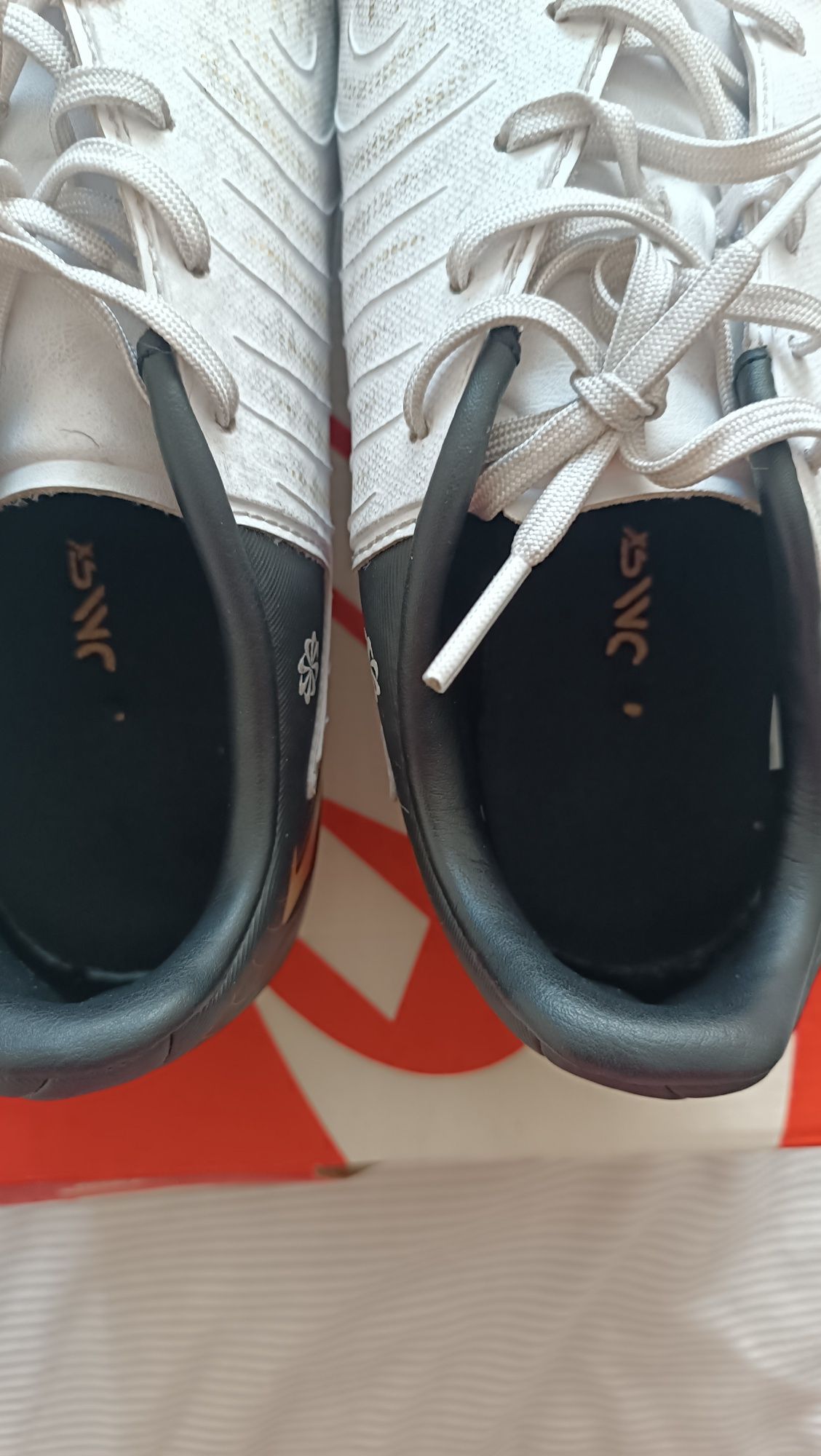 Найк Nike бутонки 40 номер